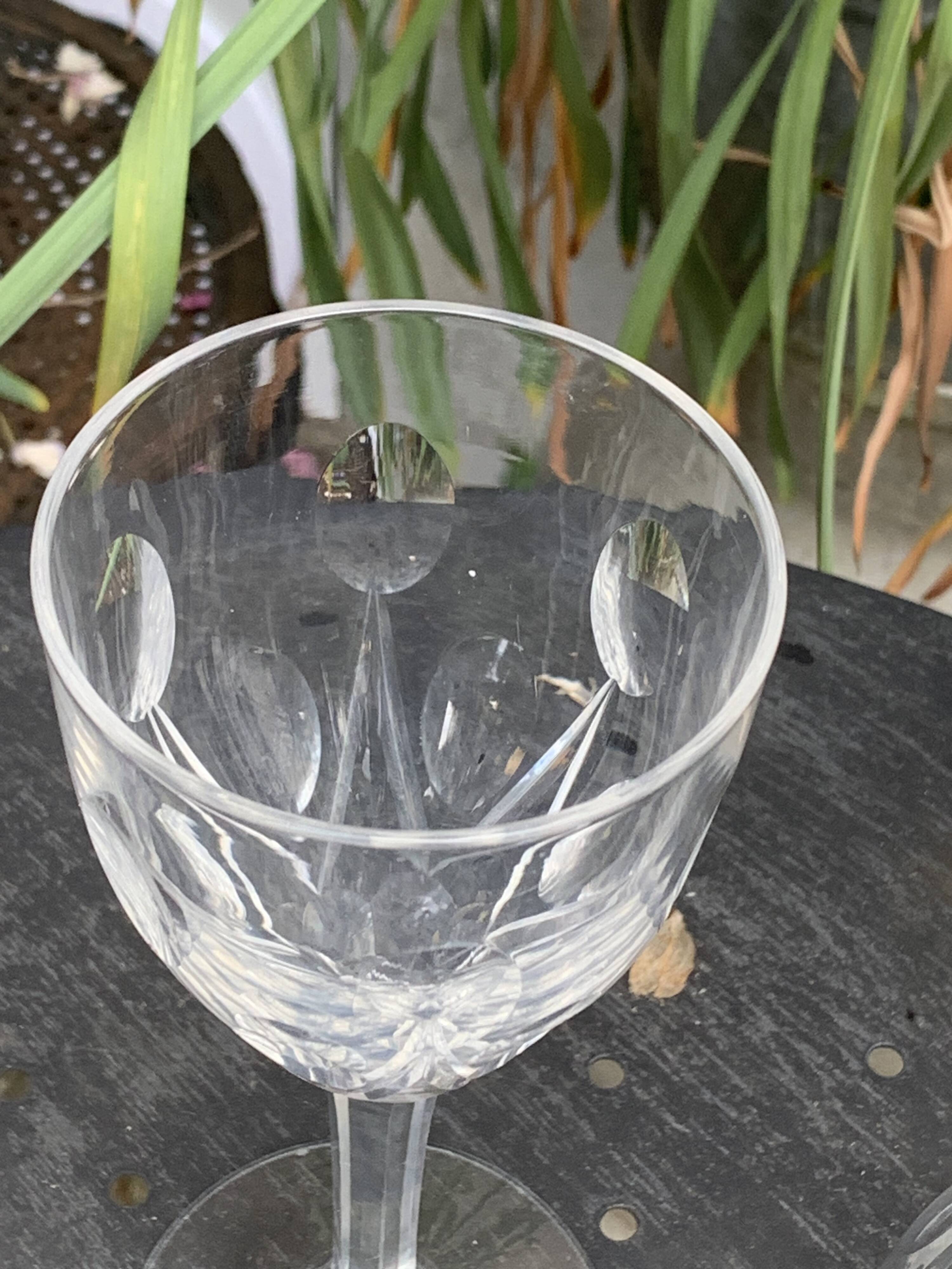 6 large old-cut crystal wine glasses, magnificent patterns