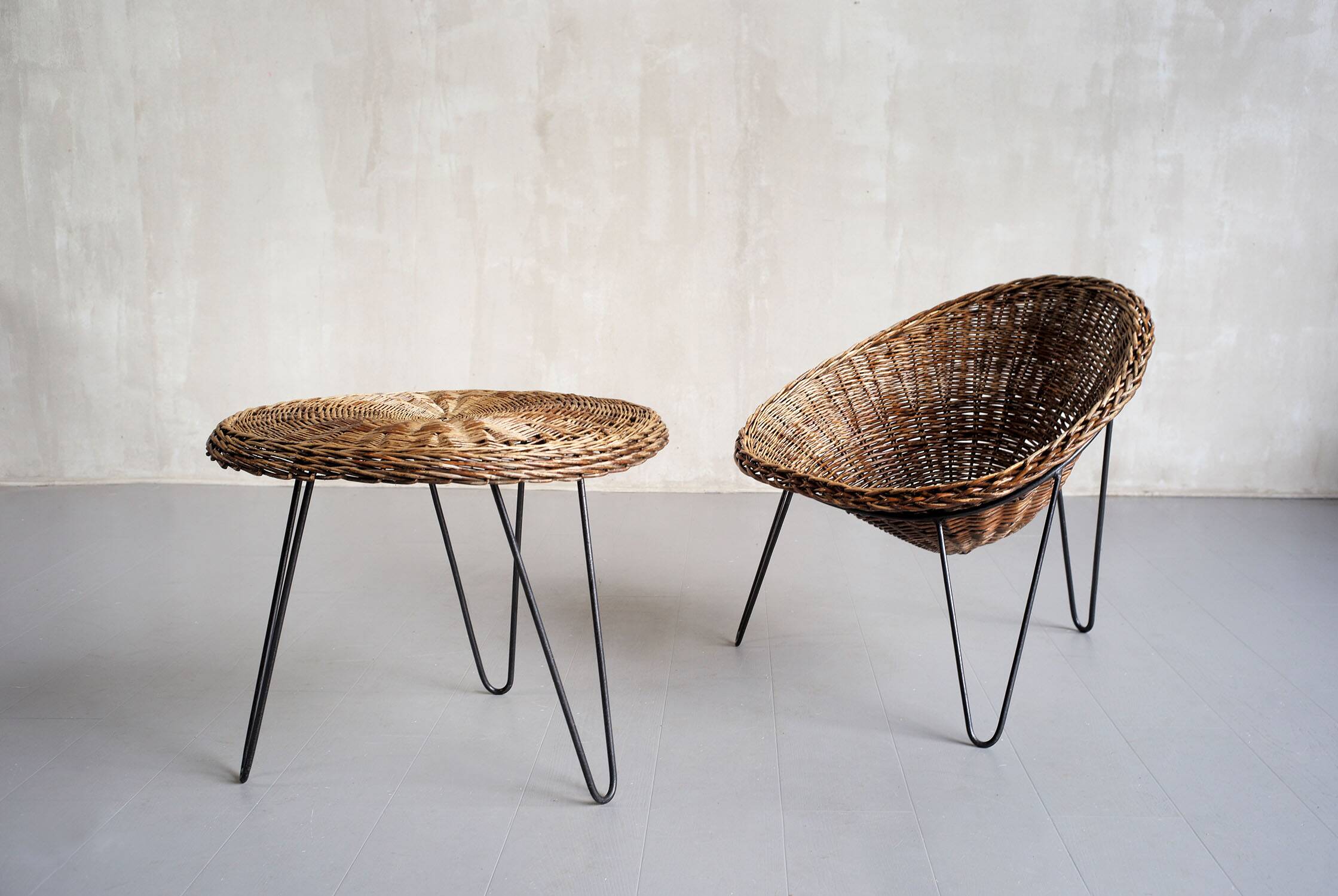 Roberto Mango, armchair and coffee table, Italy 1950