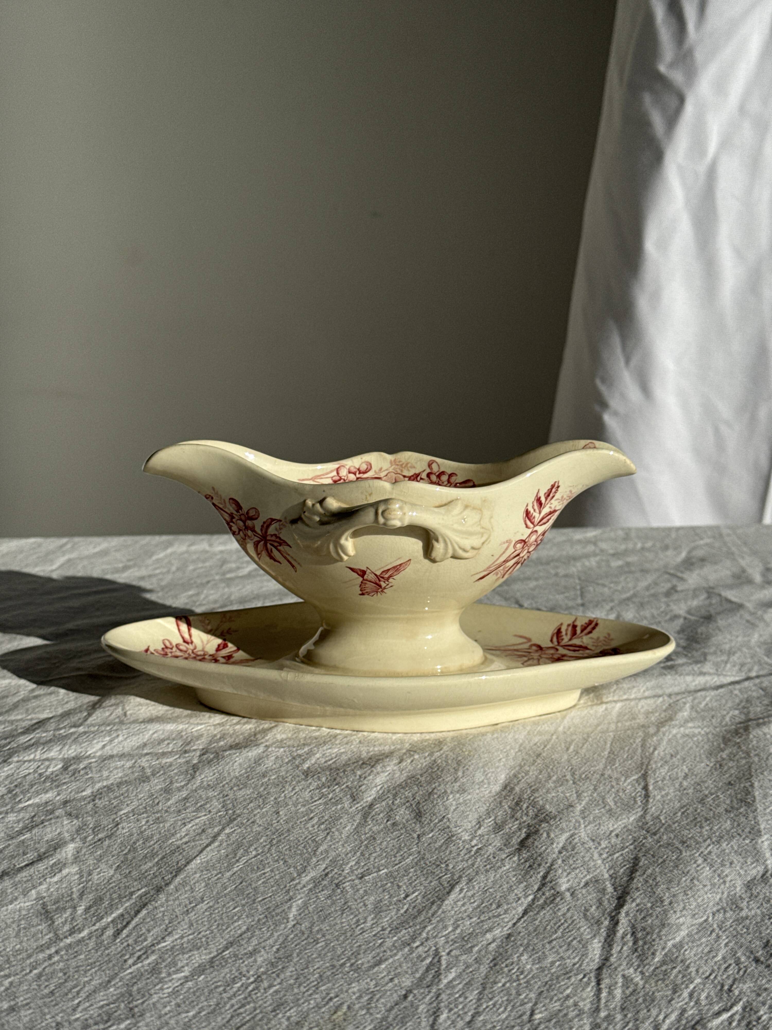 Old pink earthenware saucier Badonviller model Jasmin