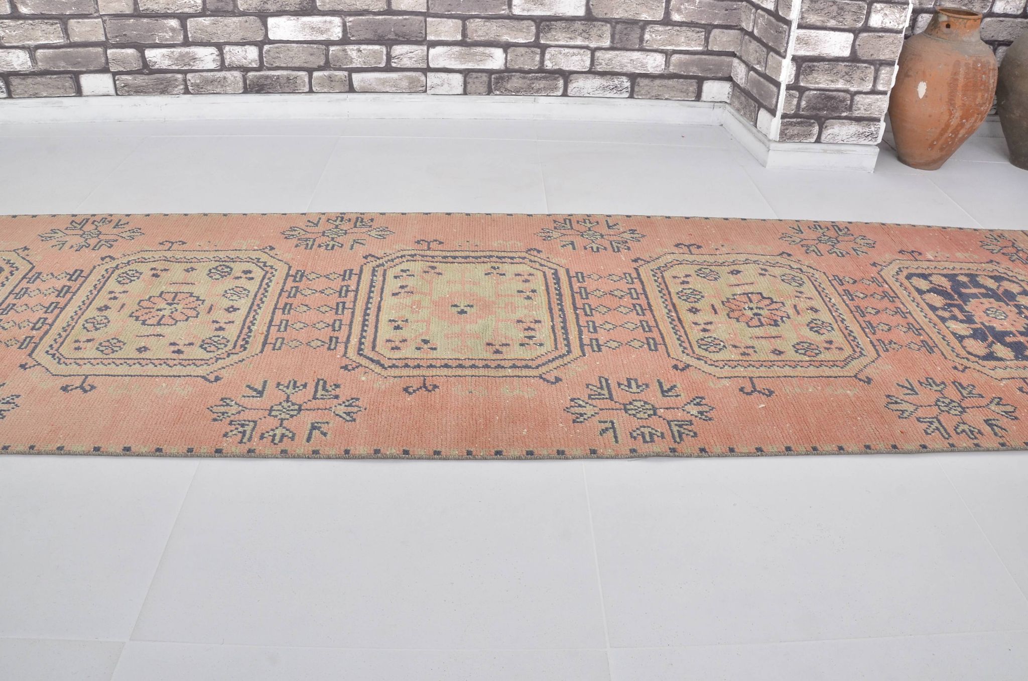 Tapis de couloir vintage turc 2482