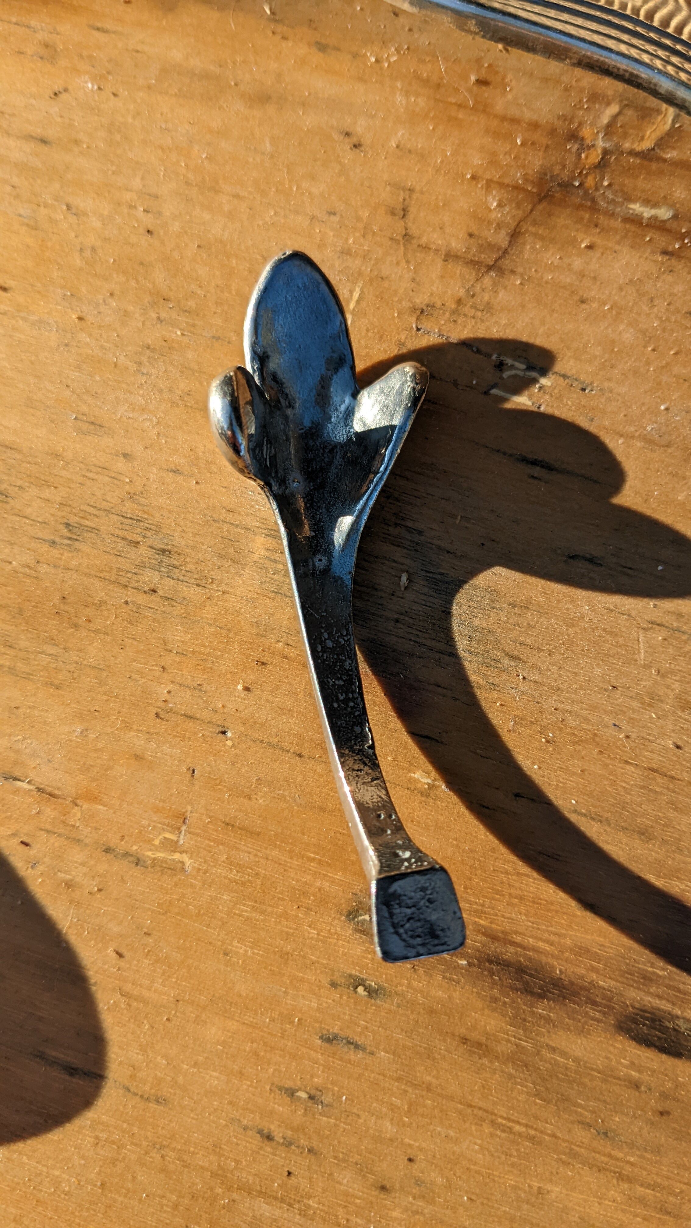 Vintage silver metal knife holders