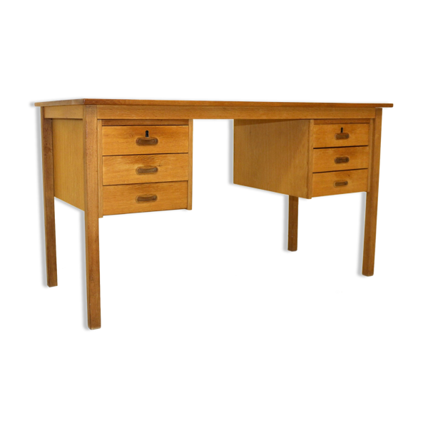 Bureau scandinave en chêne, Suède, 1960 — Beyit