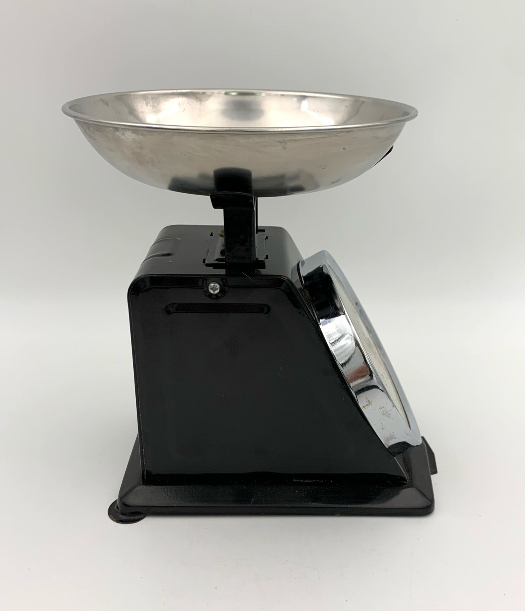 Vintage kitchen scale, black metal and stainless steel