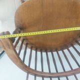 Pair of Windsor armchairs - Noticeable signs of use