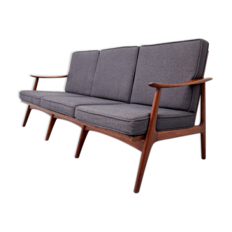 3-seater sofa with patinated oak armrests and 1960s Italy fabric