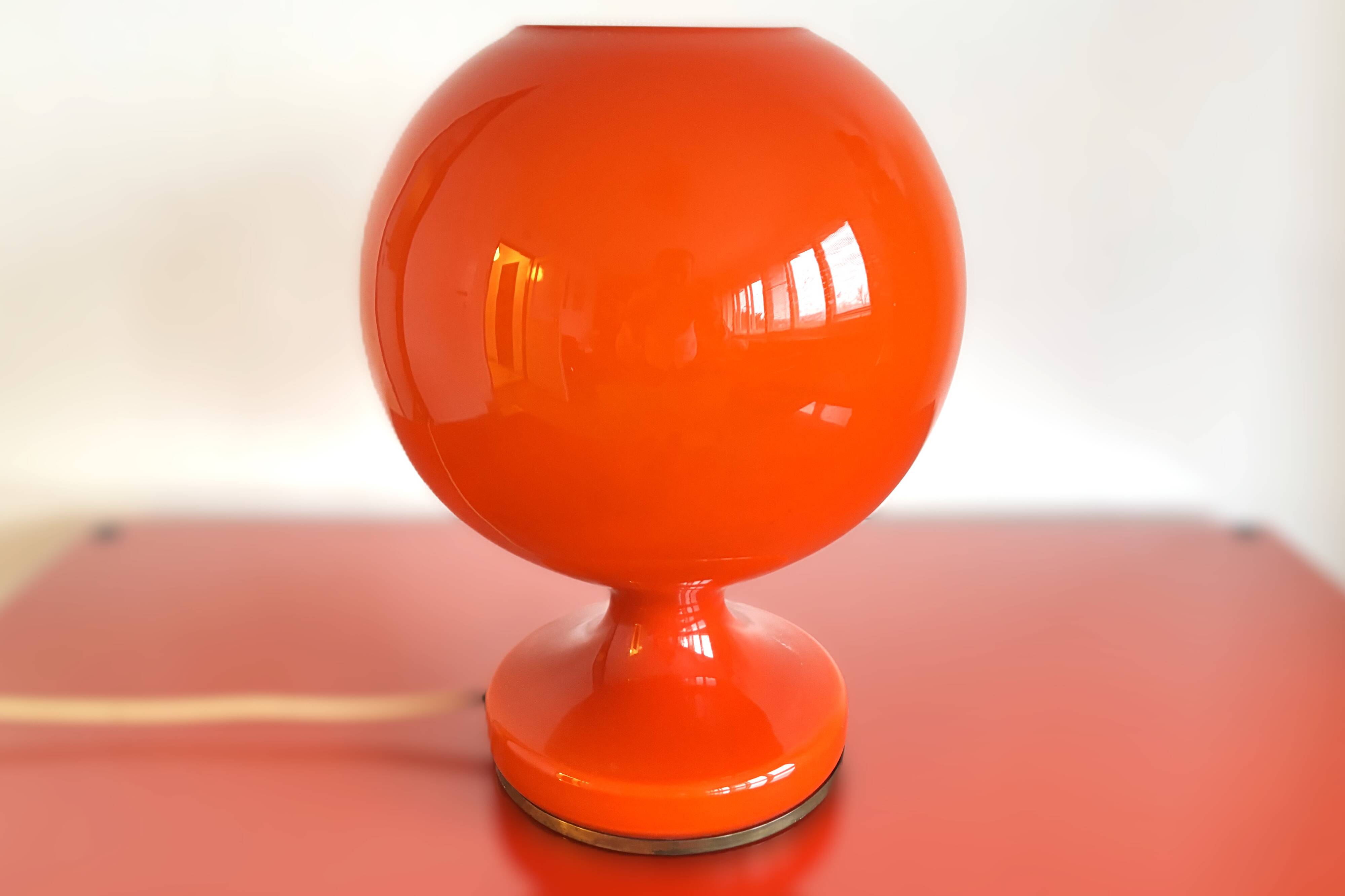 Lampe de table en verre du milieu du siècle par Štěpán Tabery pour Osvětlovací Sklo, années 1960.