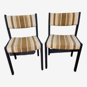 2 wooden chairs and vintage fabric