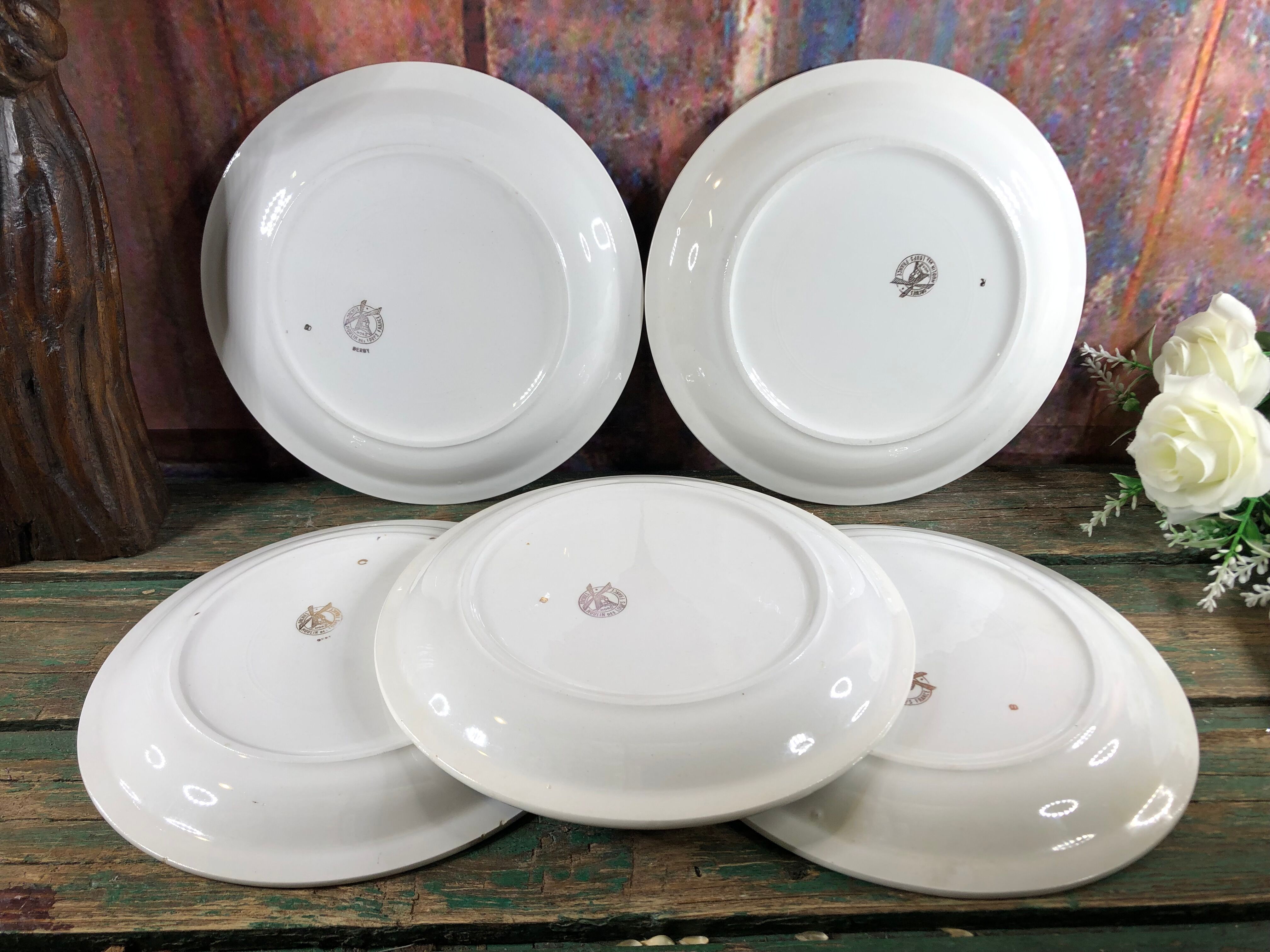 5 vintage dessert plates with fleur Moulin des Loups