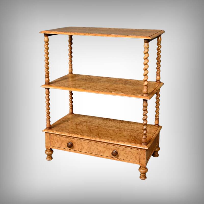 Sideboard in speckled maple burl – Late 19th century
