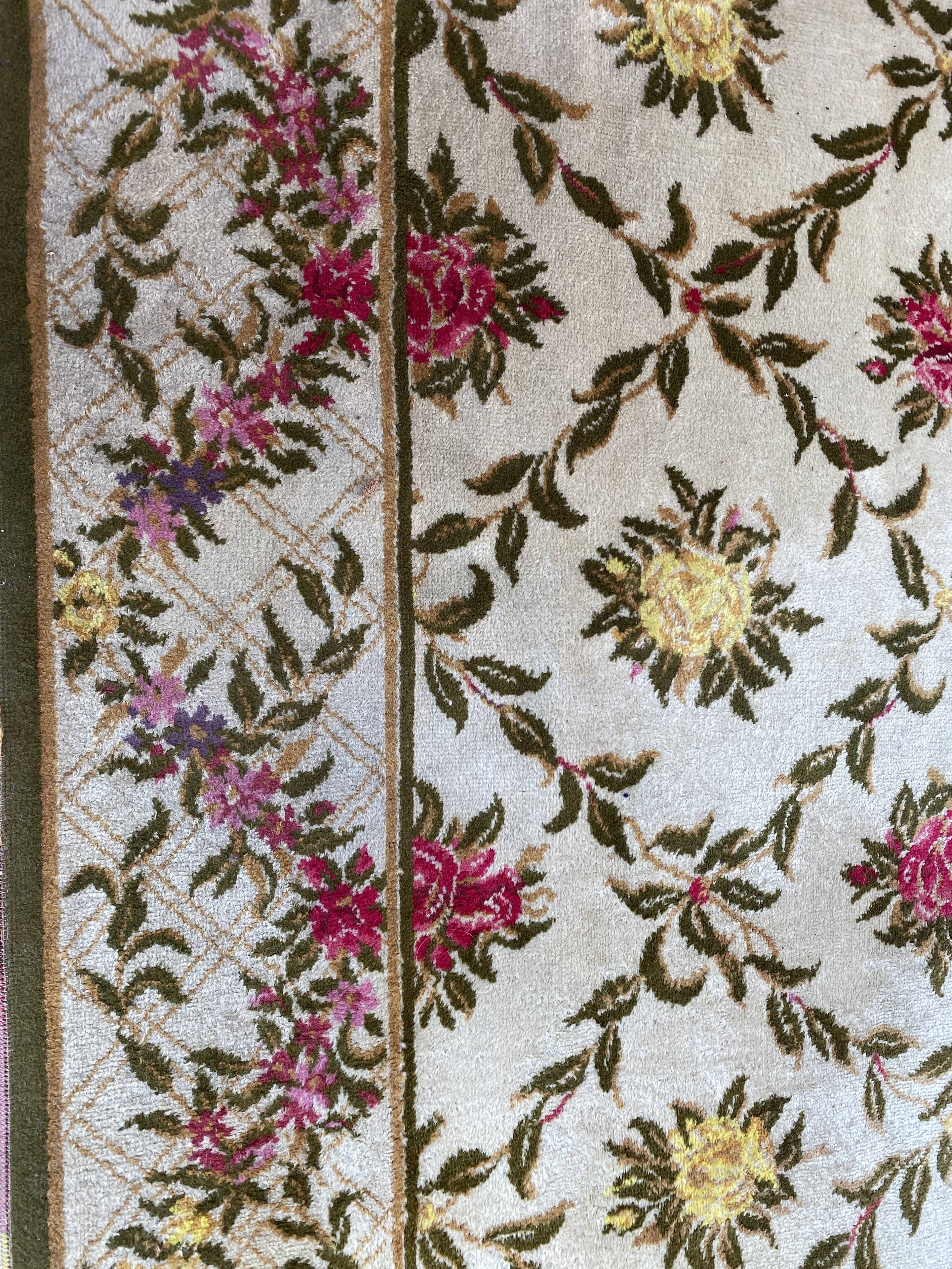 Nice carpet style aubusson or soap factory 170x240 cm