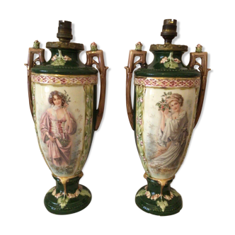 Pair of old women's decoration lamps