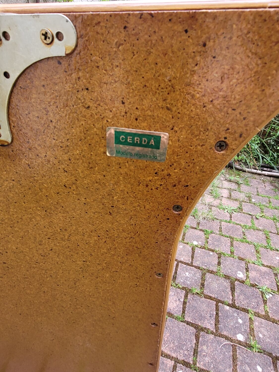 Rattan shelf with mirror