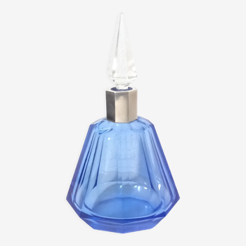 Carafe en cristal bleu avec col en argent