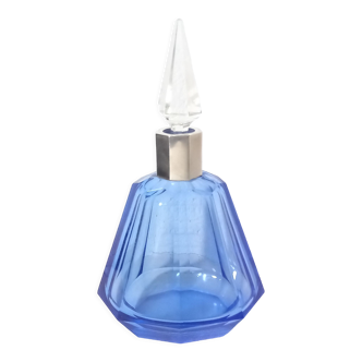 Carafe en cristal bleu avec col en argent