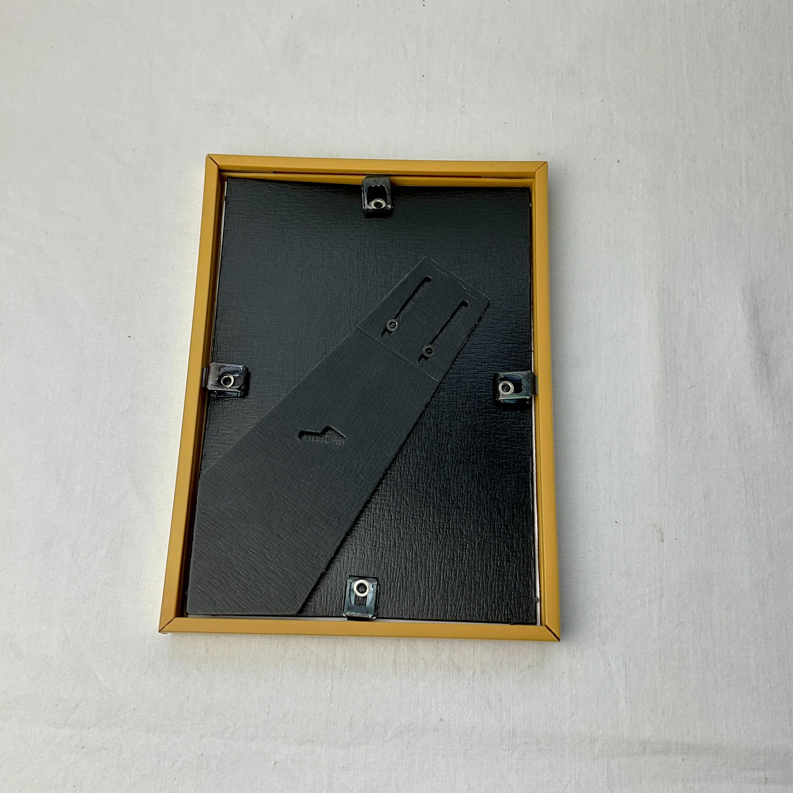 Hama golden wall frame