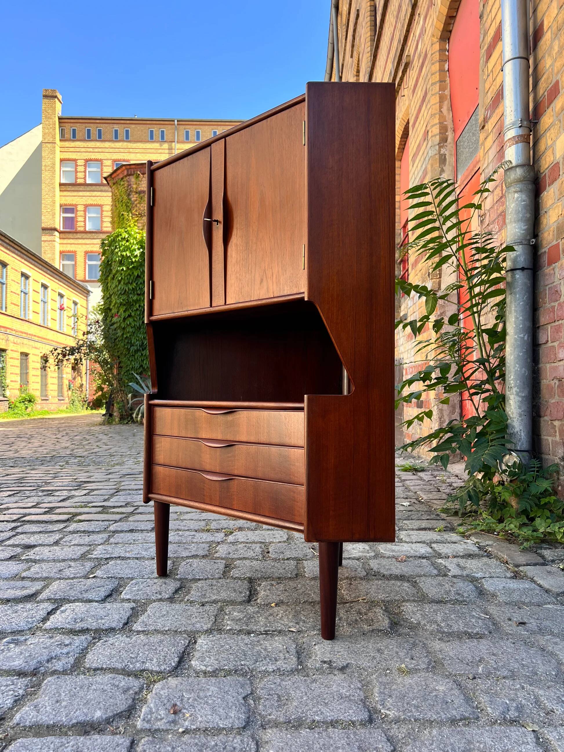 Teak Corner Cabinet by Omann Jun