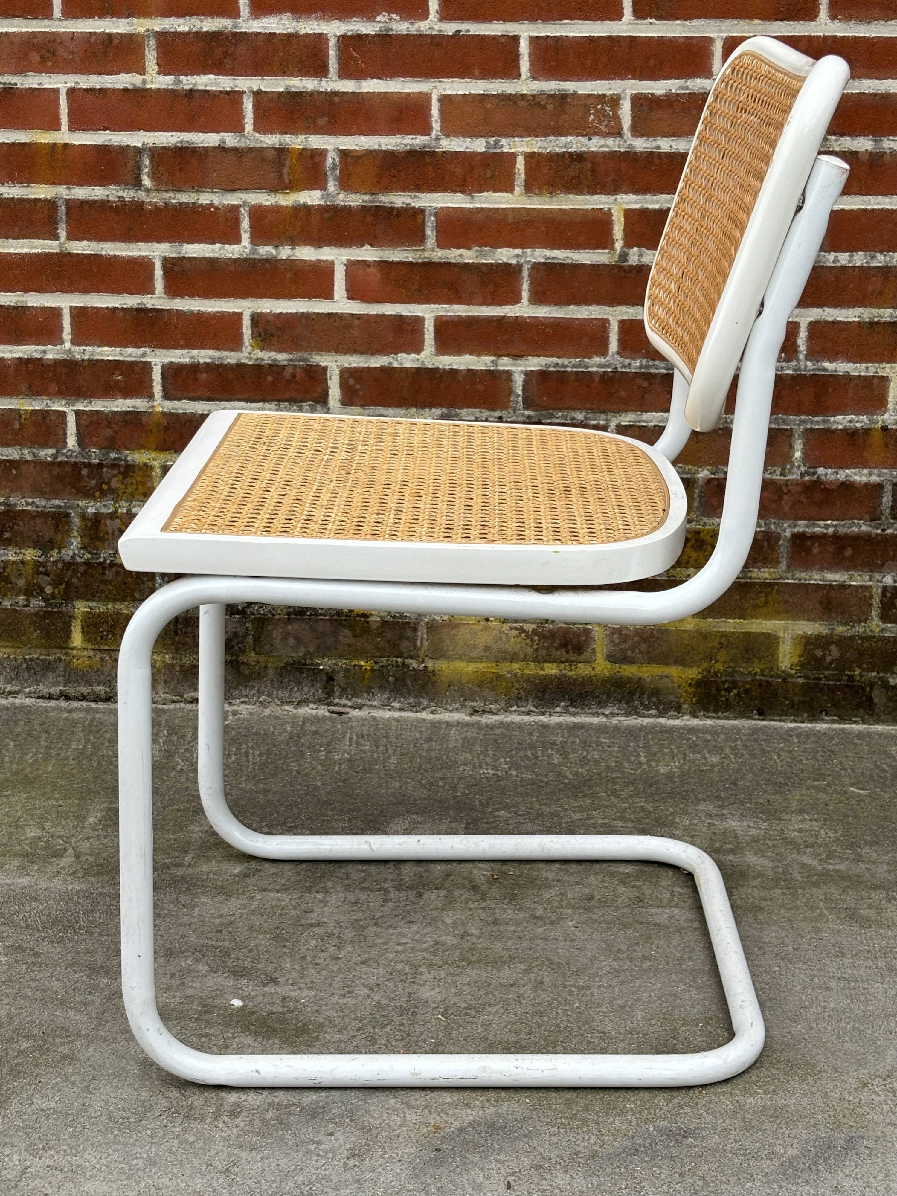 Cesca design chair b32 model in white