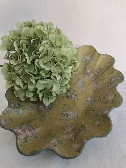 Maché paper basket, Napoleon III