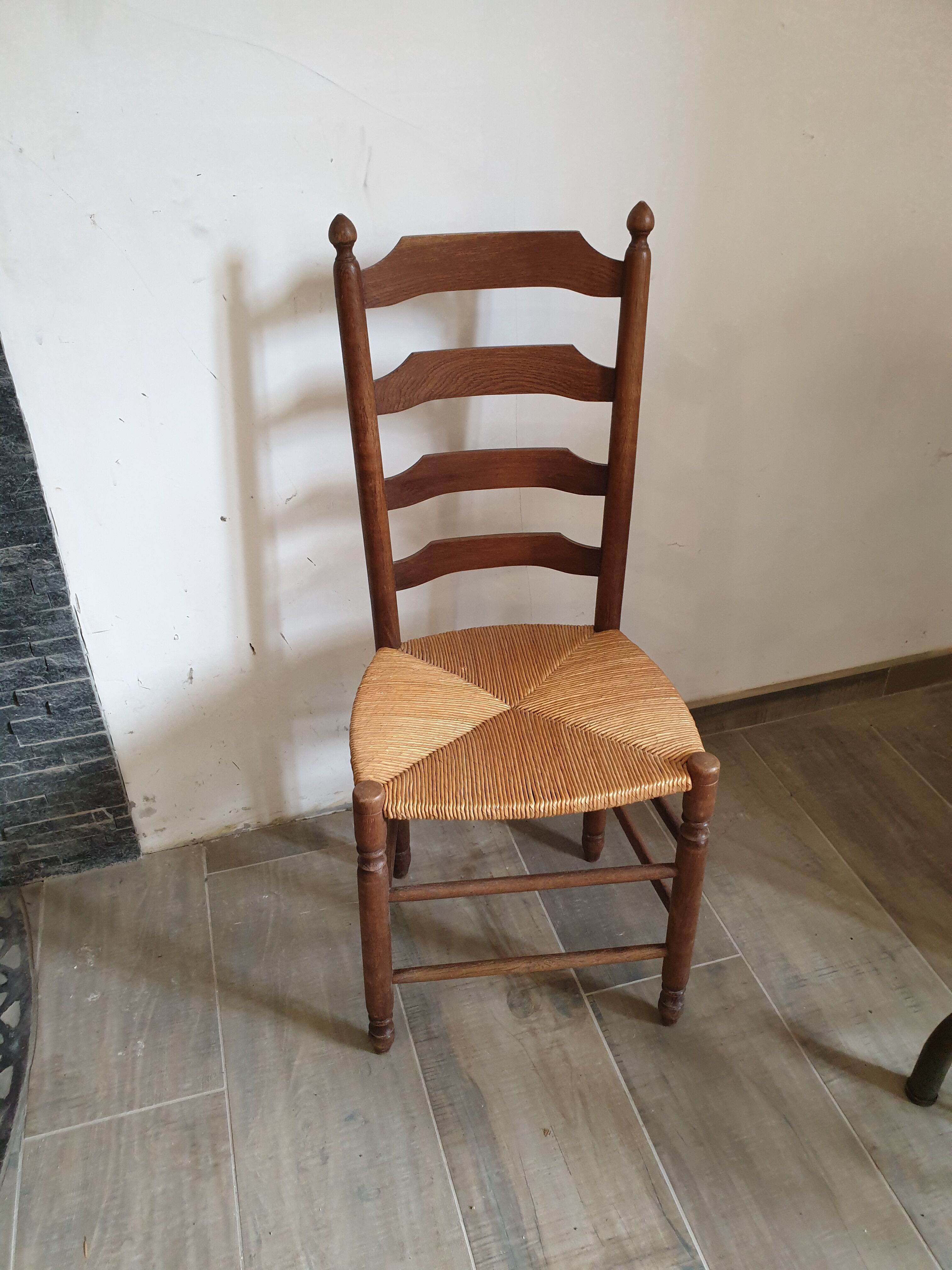 Chaises de ferme