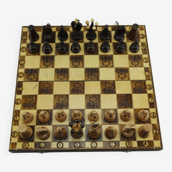 Coffret jeu d'échecs pliable artisanal vintage