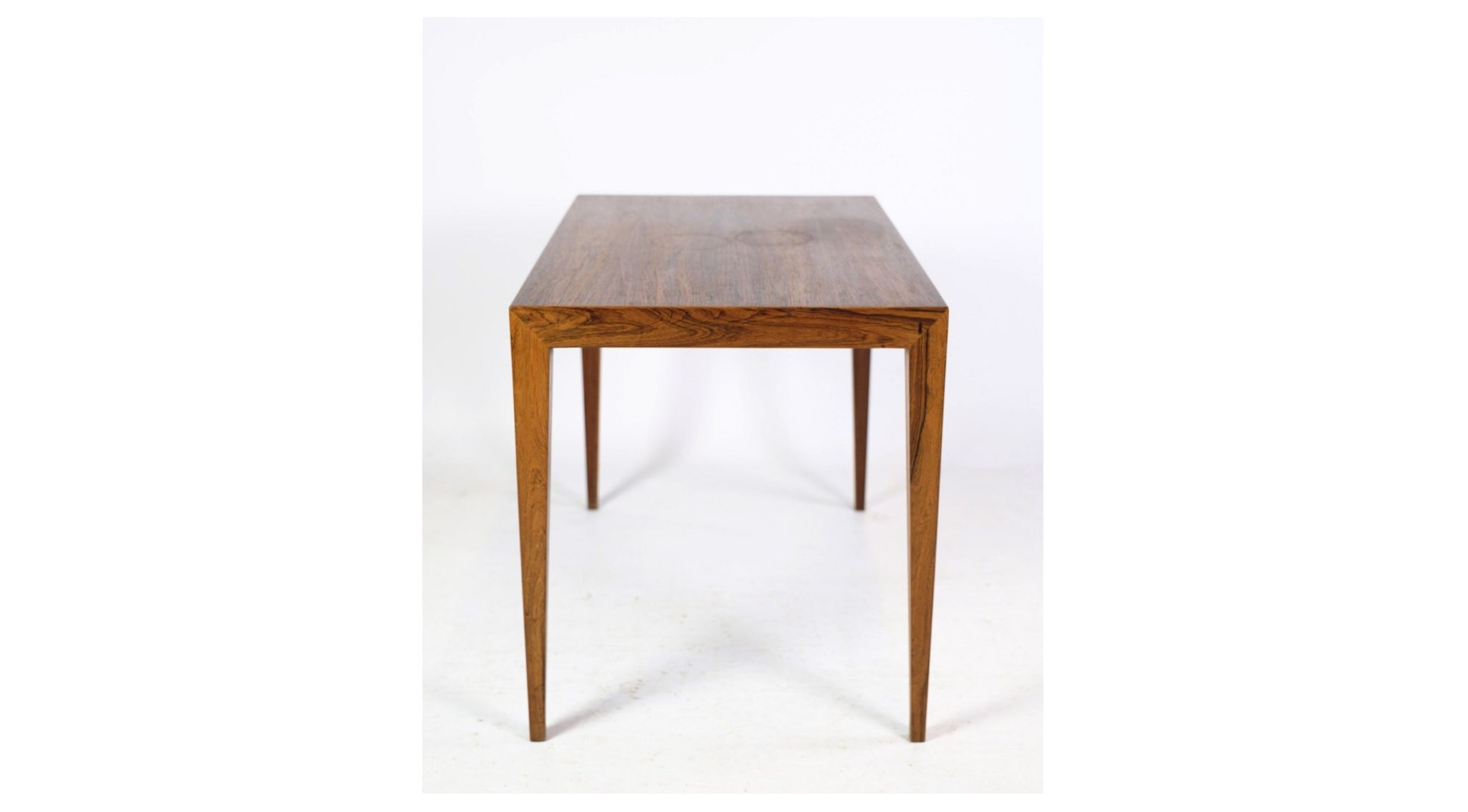 Table d’appoint en palissandre conçue par Severin Hansen de Haslev Furniture Factory