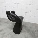 Tabouret, chaise en forme de main, noir et en bois sculpté