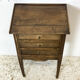 Table de chevet en noyer 1900