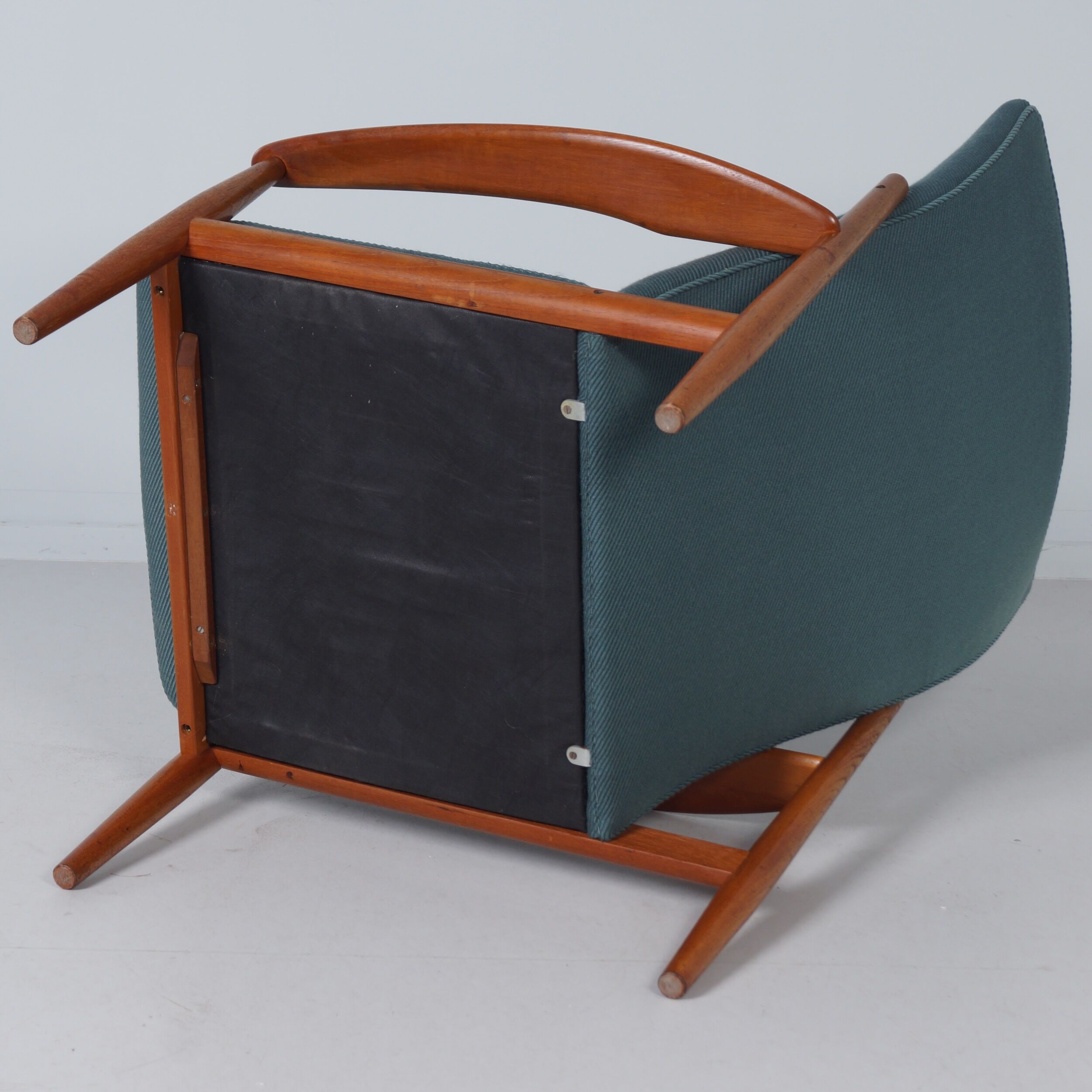 Danish armchair by Grete Jalk for France & Søn, 1960s