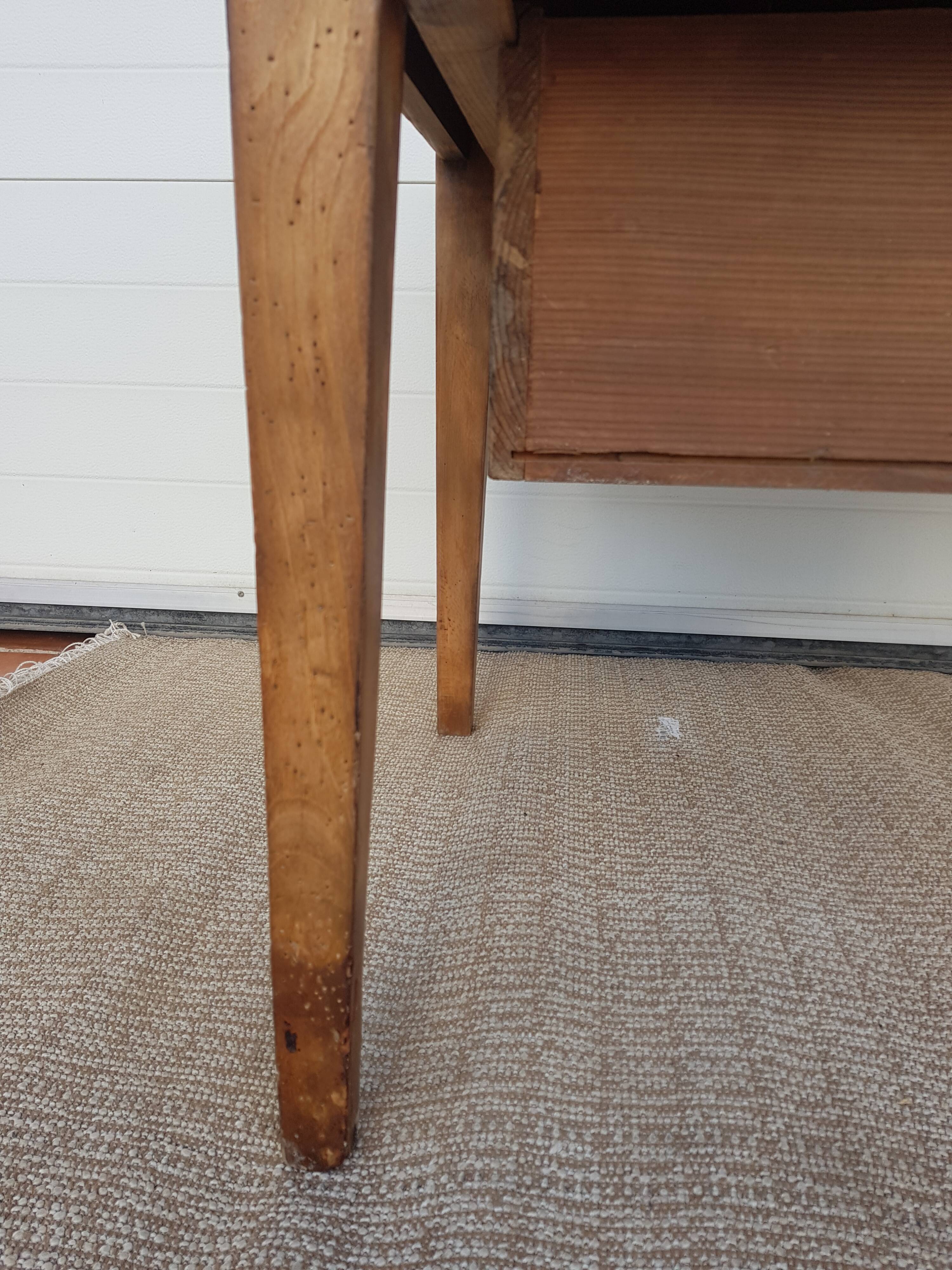 Established coordonnier early 20th s