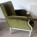 Paire de bergères capitonnées de style Louis XVI