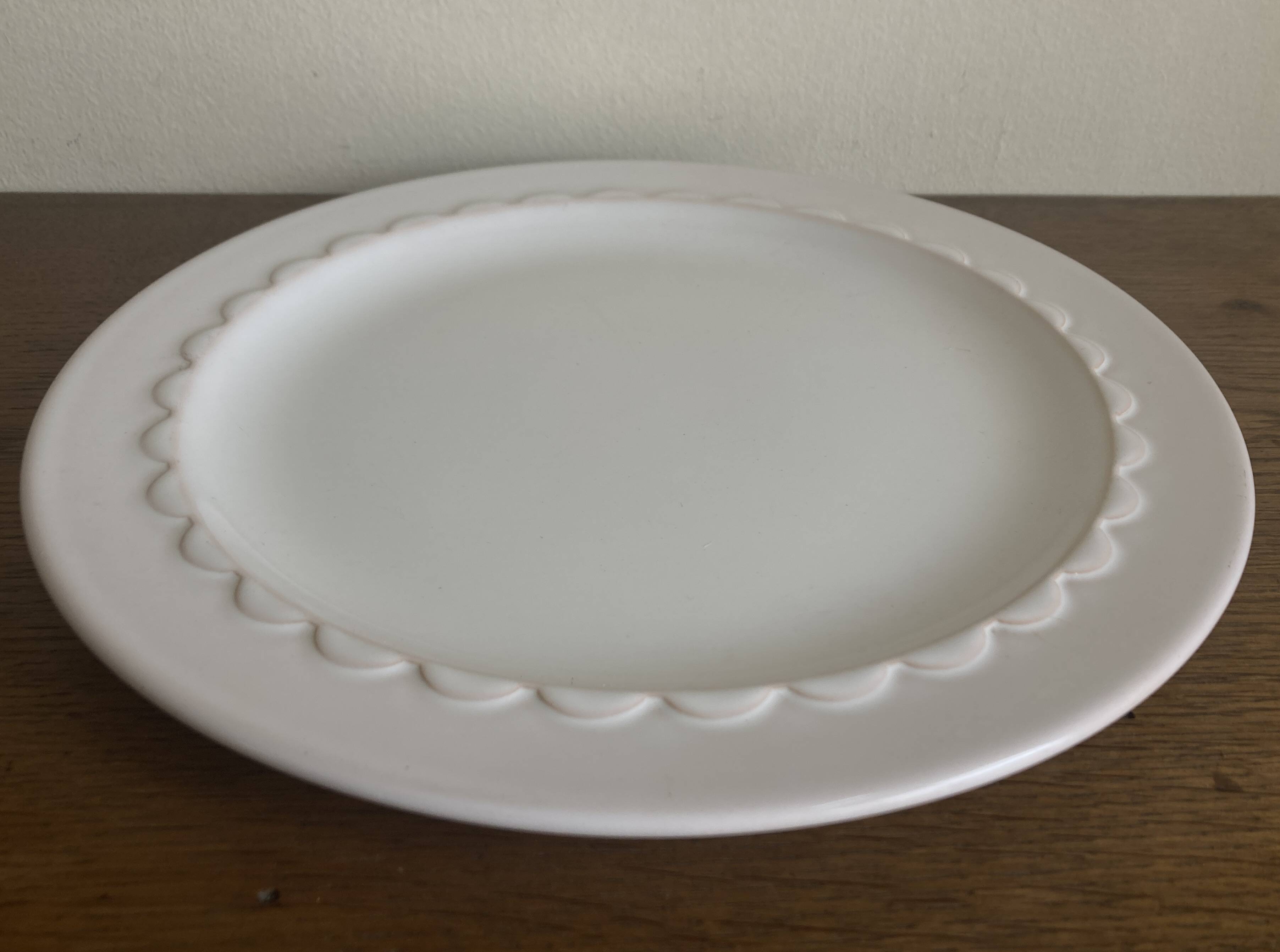 Pierre Motton scalloped cake plate for Gien