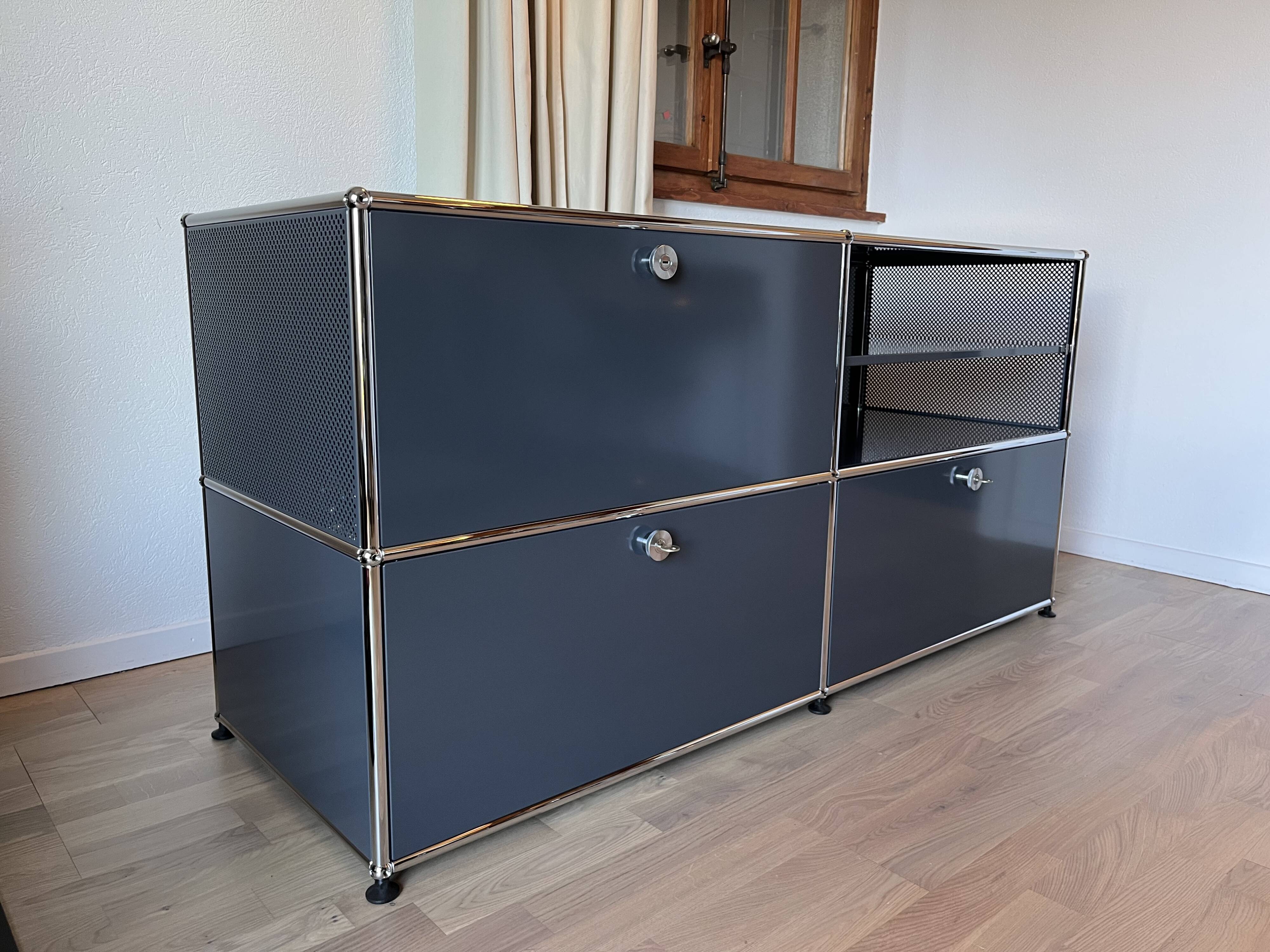 Commode USM Haller en Gris Anthracite | Selency