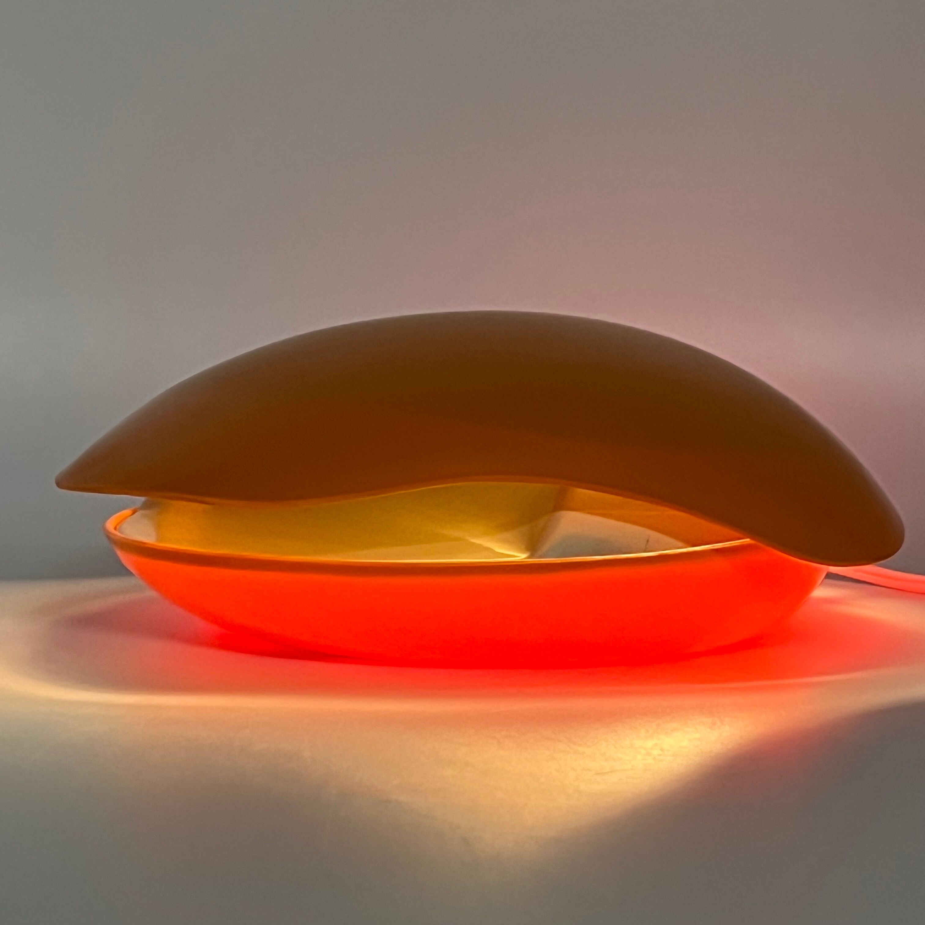 Rare 70s Oyster Lamp Gamma3 - Space Age Table Light Made in Italy - Unusual Orange Lamp