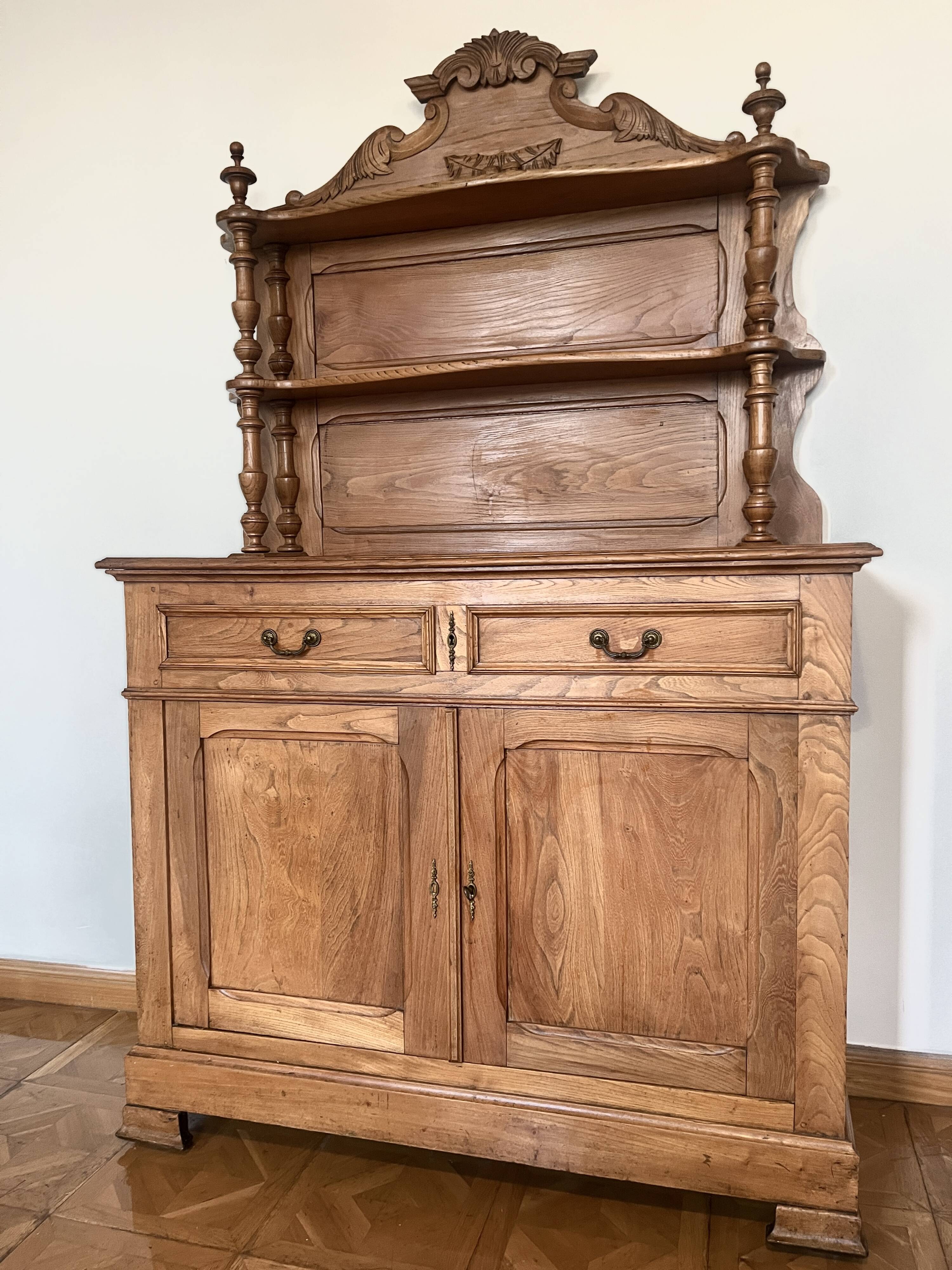 Vaisselier & Parisian sideboard raw wood
