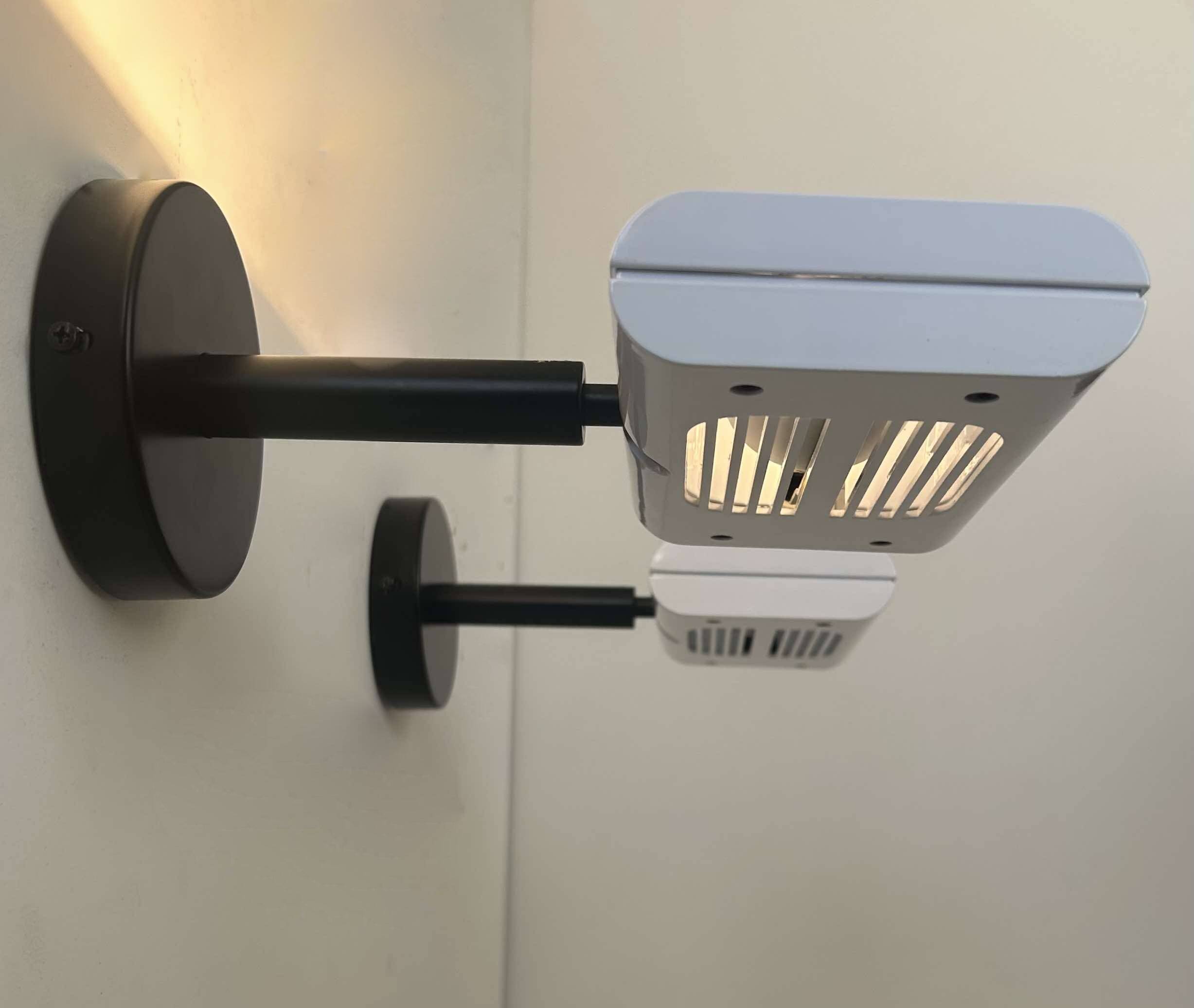 Pair of Aton Gismondi wall lights, for Artemide Italy 1982