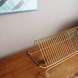 Metal 45 RPM vinyl records range