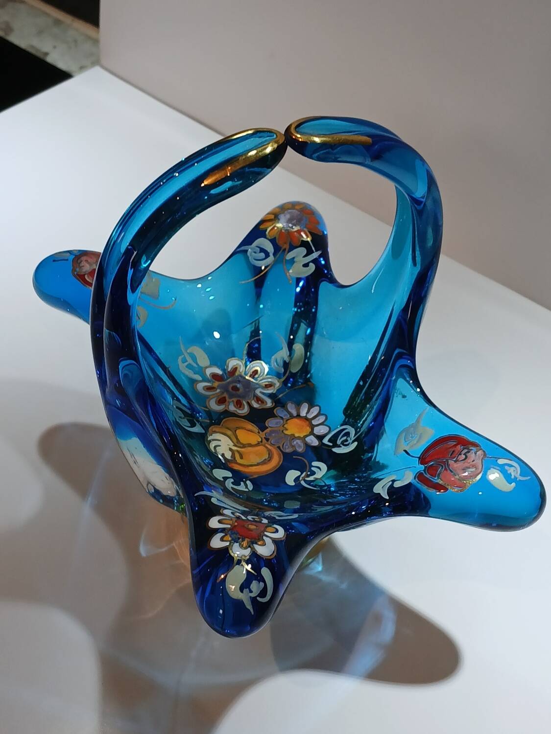 Vintage blown glass basket of Spanish art signed ROYO.