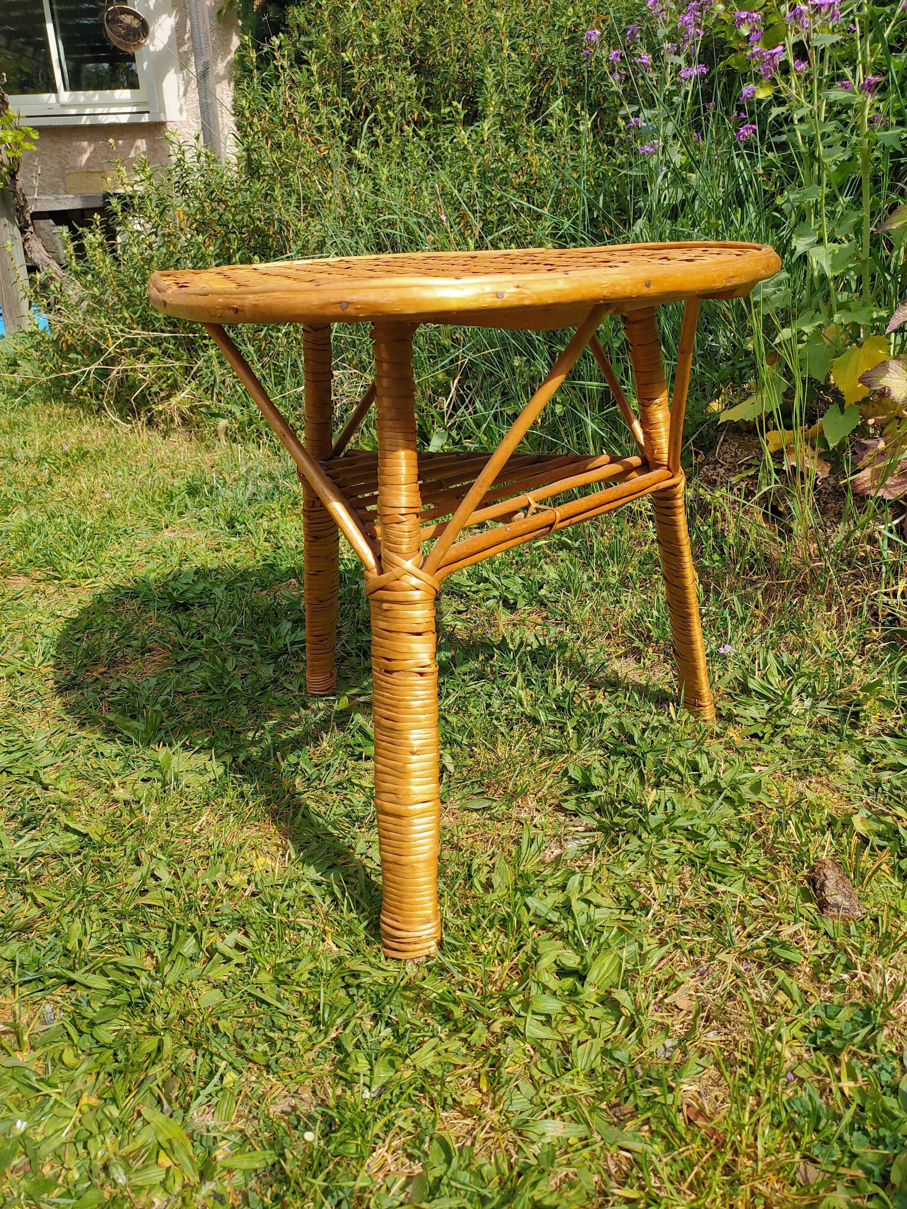 Oval rattan and wicker table