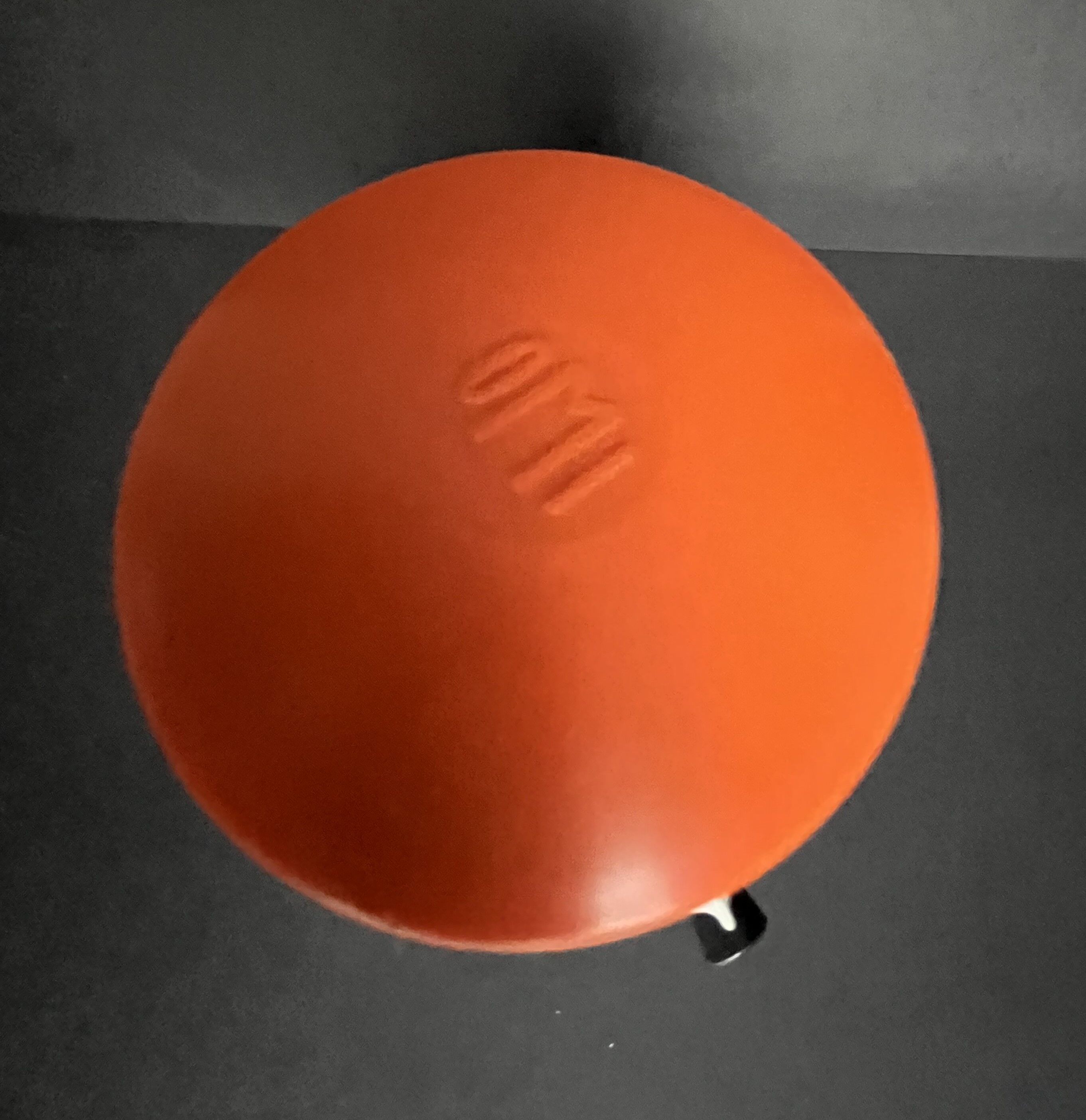 Apparatus for making crushed ice