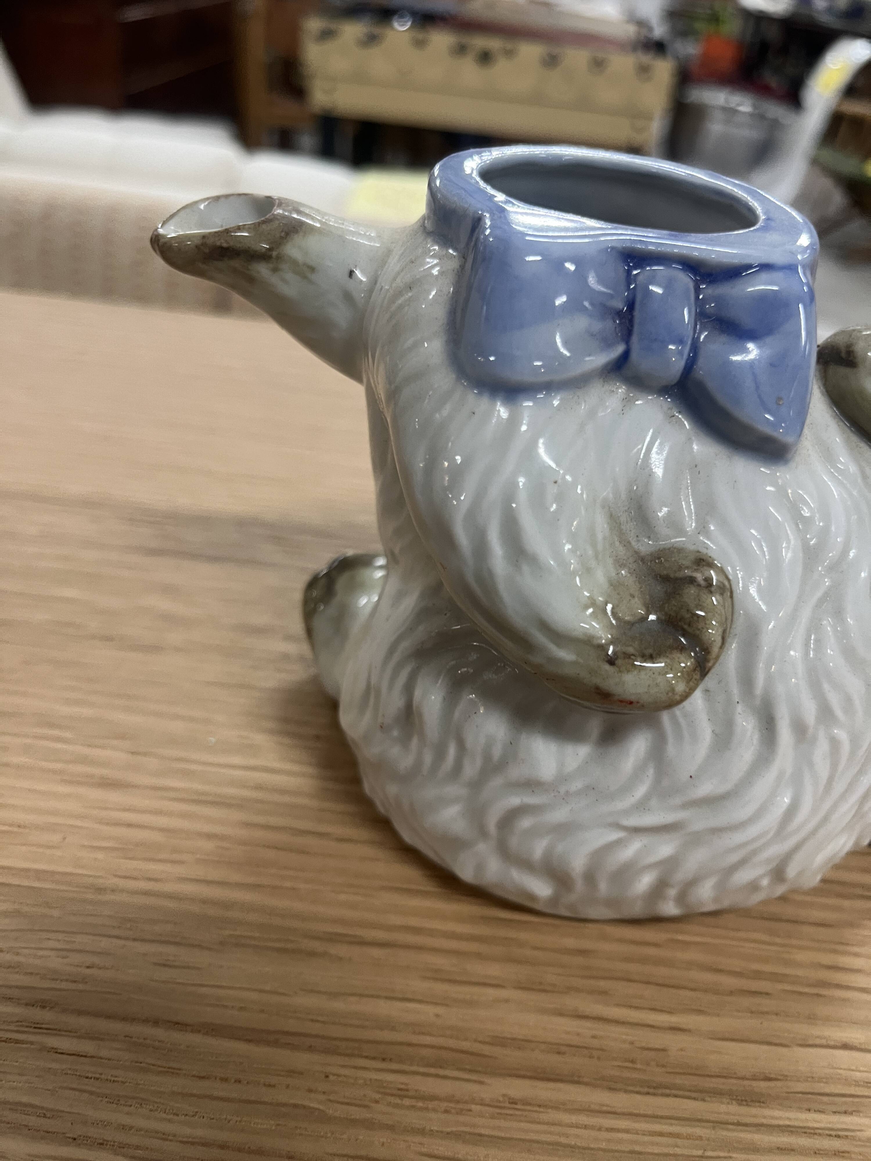 Japan cat teapot