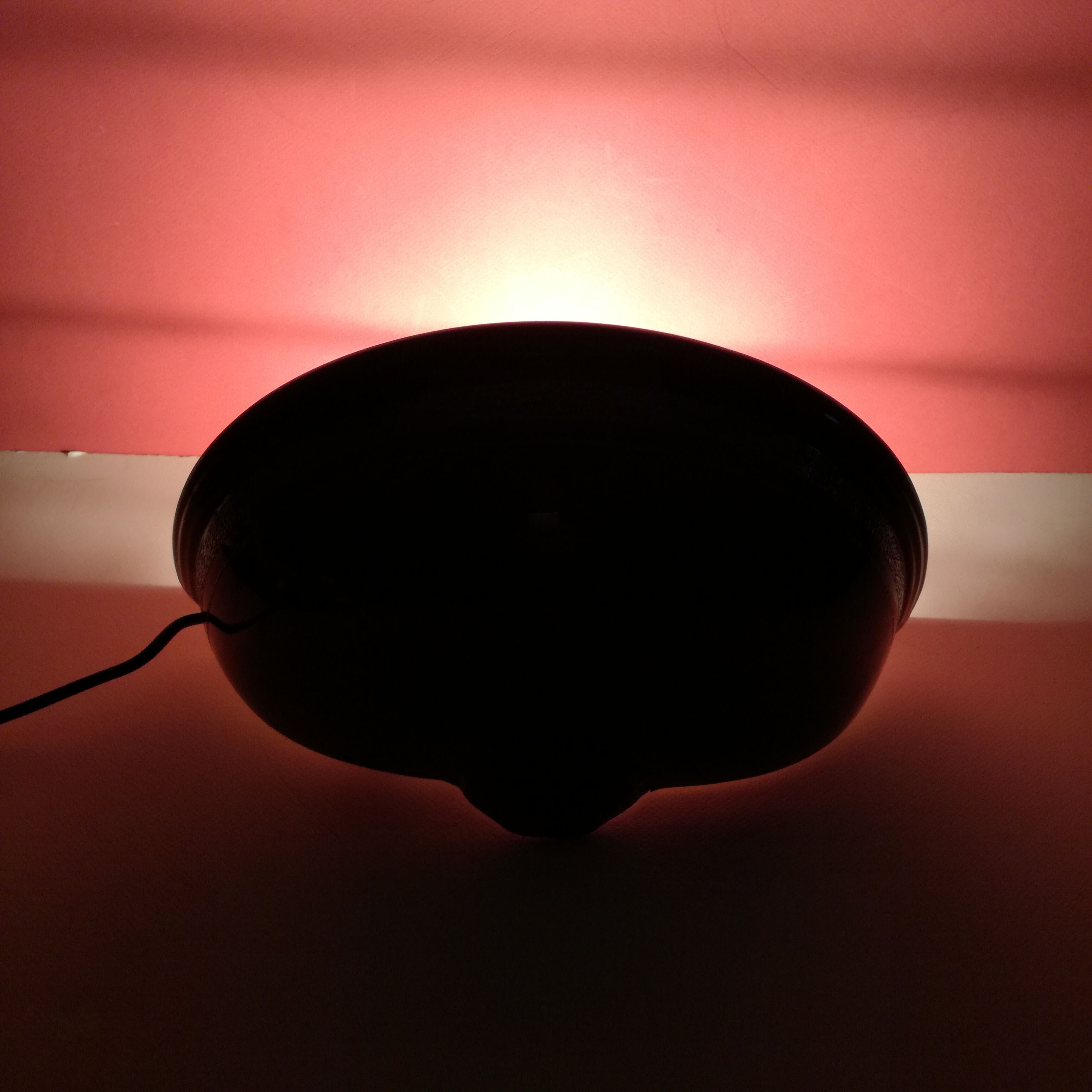 Wall lamp in the shape of an enamelled ceramic basin, set of 2