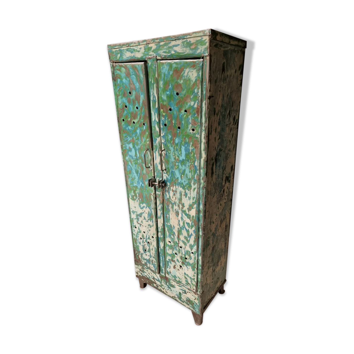 Armoire industrielle casier