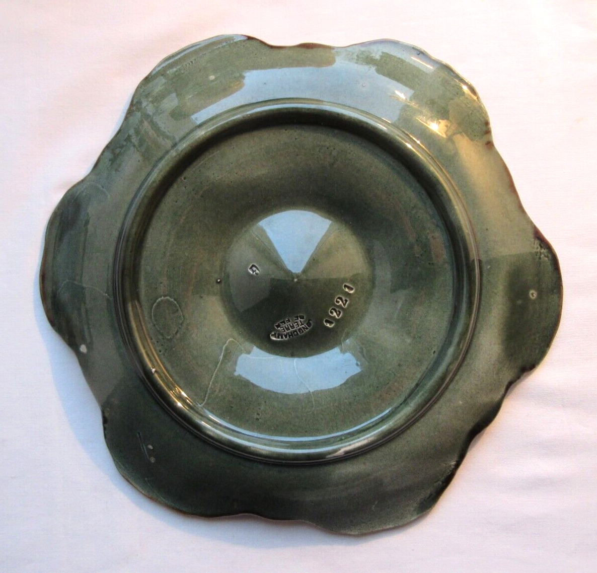 Art Nouveau Deco slurry oyster plate, signed Terre de Fer Longchamp