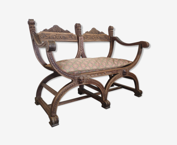 Bench 2 places Dagobert Curule