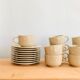 Ensemble de 11 tasses à café en grès moucheté