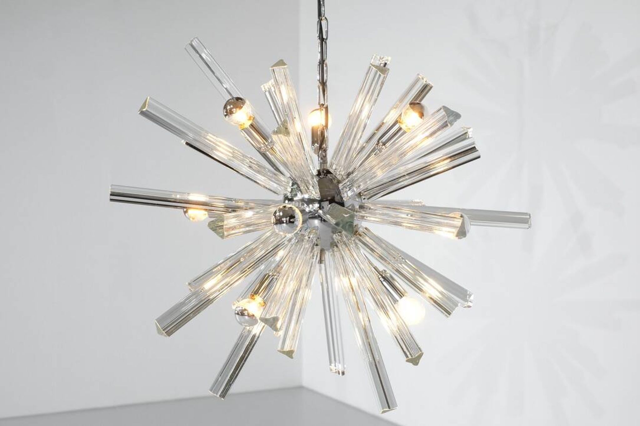 Murano glass Sputnik pendant light, Italy.