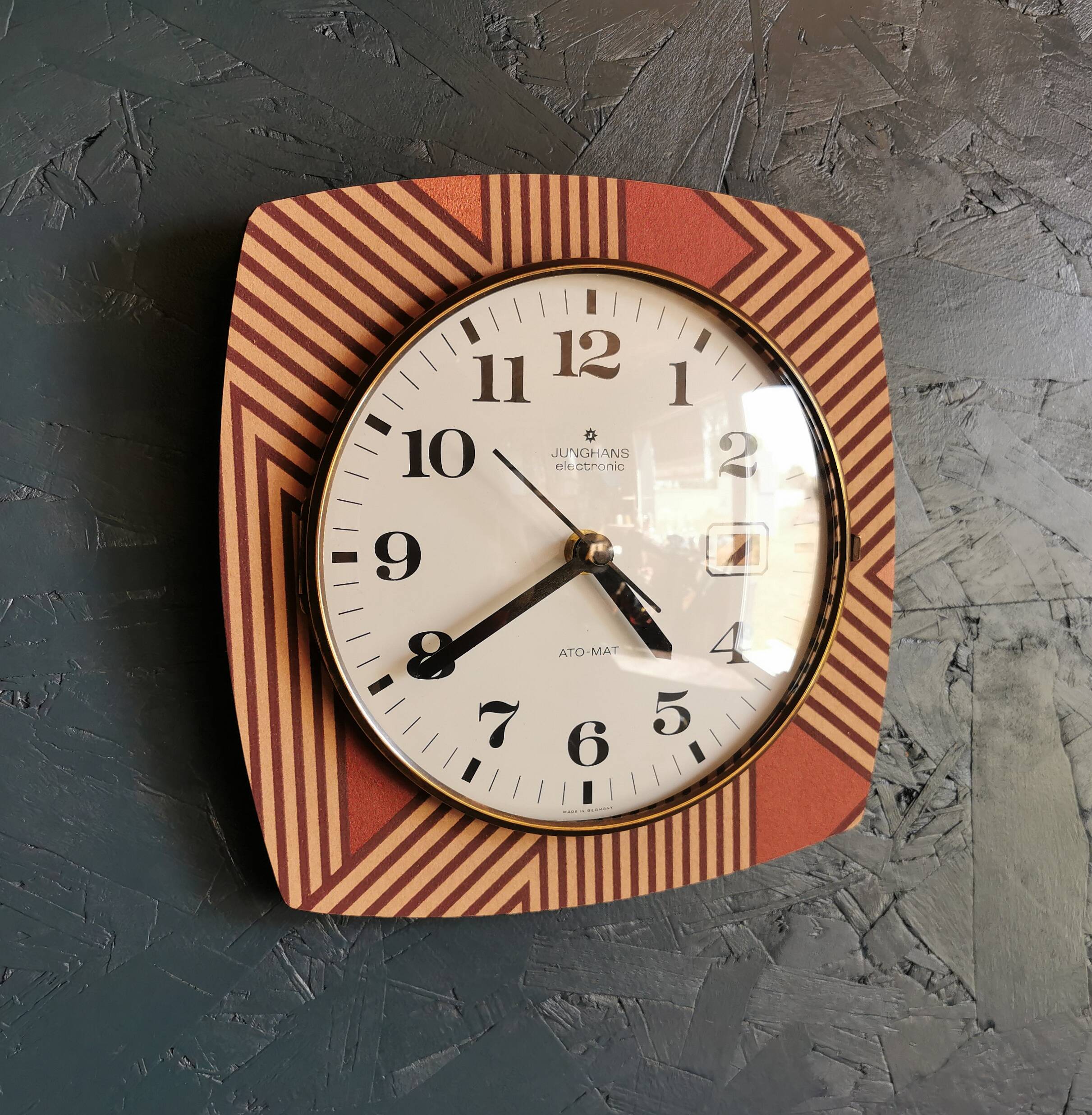 Silent rectangular vintage wall pendulum clock "Copper pink junghans"