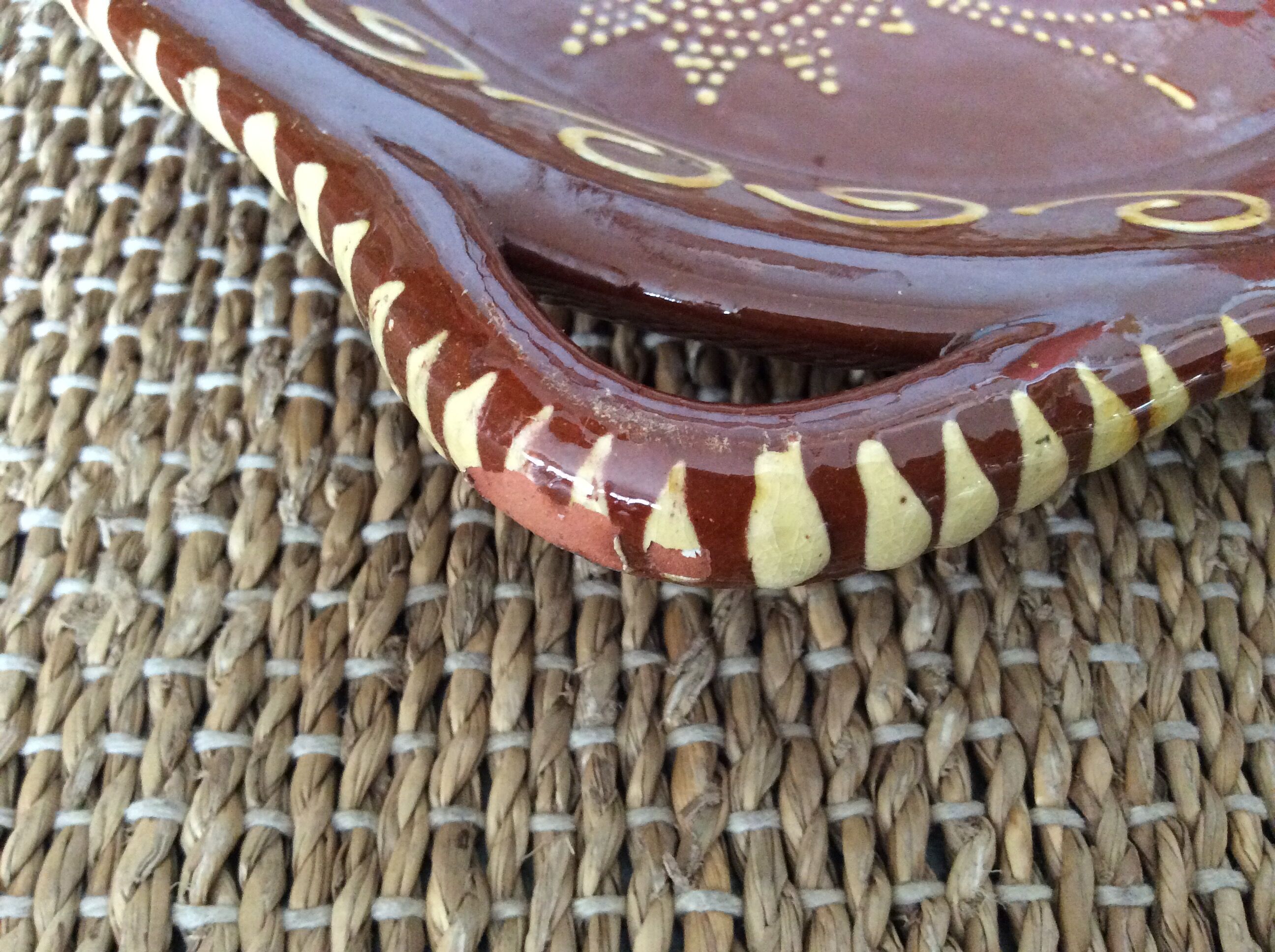 5 flat plates in glazed terracotta