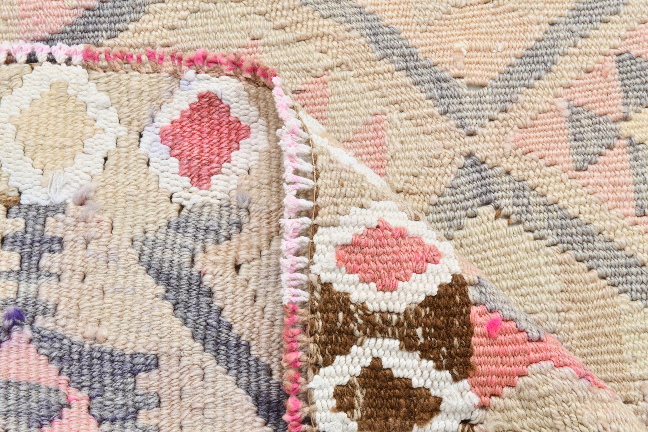 3x12 Pink & Beige Geometric Kilim Runner Rug, 94x378Cm