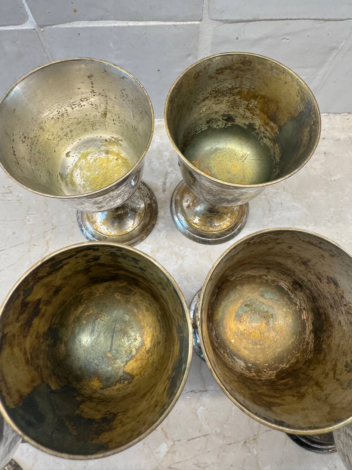 Goblet. Stemmed cup.